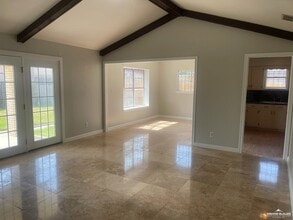 14-25 1/2 N 25 1/2 St in McAllen, TX - Building Photo - Building Photo