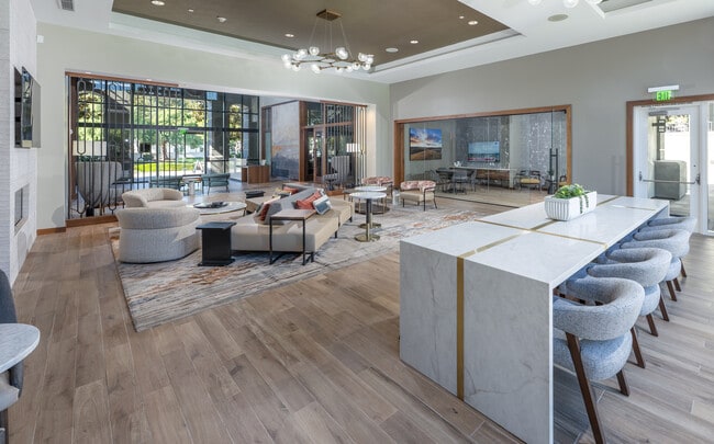 Carlyle in Santa Clara, CA - Foto de edificio - Building Photo