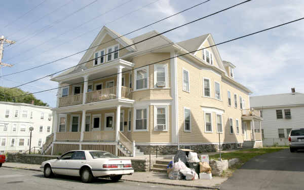 68-70 Knox St in Lawrence, MA - Building Photo