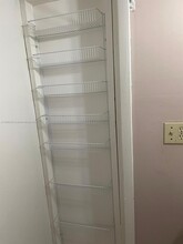 8635 SW 102nd Ave in Miami, FL - Building Photo - Building Photo