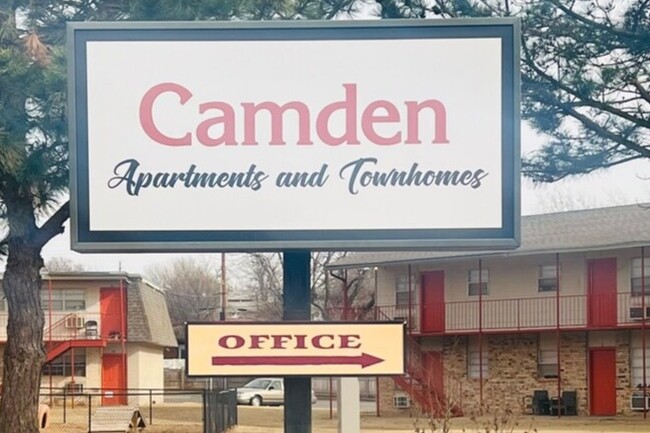 Camden Apartments and Townhomes in Lawton, OK - Building Photo - Building Photo