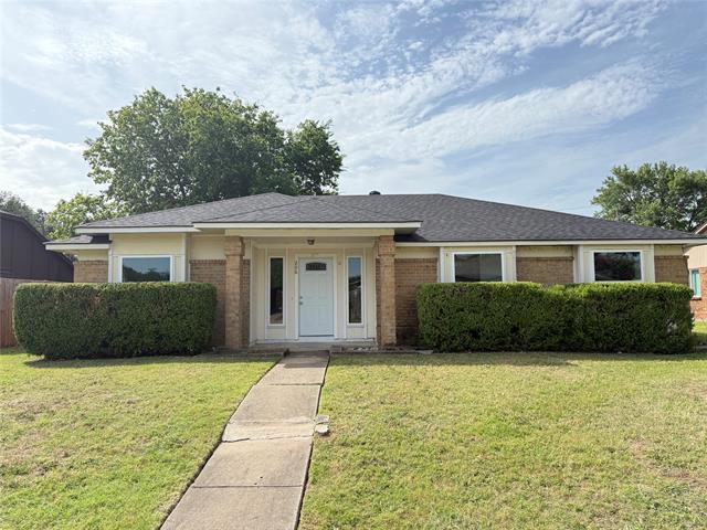 property at 206 E Ridgegate Dr