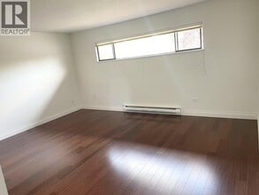 5640 Sandiford Pl in Richmond, BC - Building Photo - Building Photo