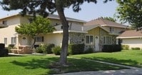 Building Photo - Whispering Woods Apartamentos in Modesto, California
