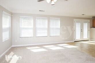 3981 Cutler Donahoe Way in Cumming, GA - Building Photo - Building Photo