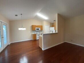 118 Towering Pine Dr in Ladson, SC - Building Photo - Building Photo