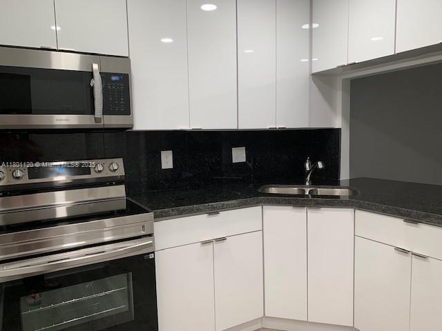 4200 NW 3rd Ct, Unit 328 in Plantation, FL - Foto de edificio - Building Photo
