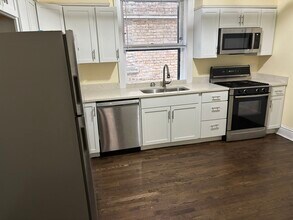 544 Sheridan Rd, Unit #G in Evanston, IL - Building Photo - Building Photo