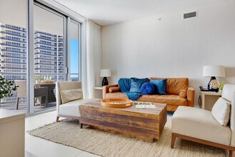 4111 S Ocean Dr, Unit SI ID1227392P in Hollywood, FL - Foto de edificio - Building Photo