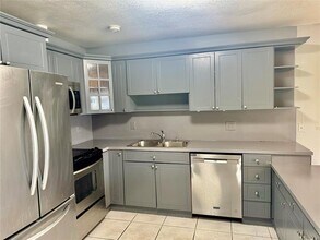 10630 NW 45th St in Coral Springs, FL - Building Photo - Building Photo