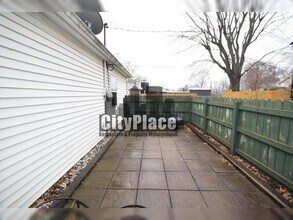 604 E Pearl St in Greenwood, IN - Building Photo - Building Photo