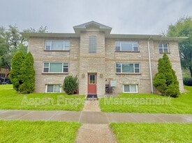 516 South St in Burlington, IA - Building Photo