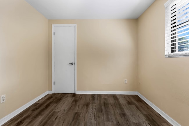 6328 Georgia Ave in Lakeland, FL - Foto de edificio - Building Photo