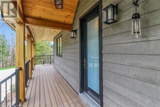 155 Delphi Ln in Blue Mountains, ON - Building Photo - Building Photo