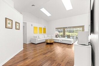 8934 SW 8th St in Ocala, FL - Building Photo - Building Photo