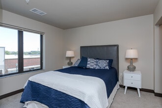 Rincon 225 in Hartford, WI - Foto de edificio - Interior Photo