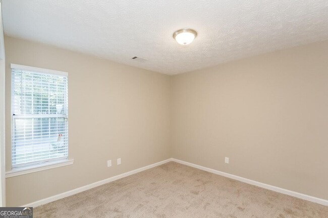 1136 Oakwood Manor Ct in Decatur, GA - Building Photo - Building Photo