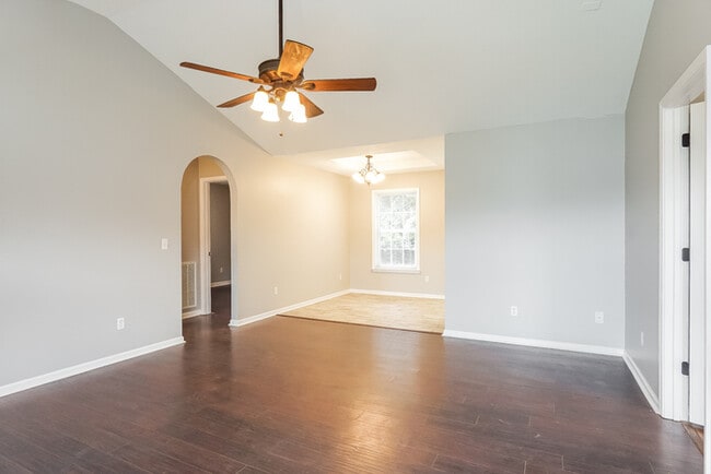 18372 Peyton Ln in Vance, AL - Building Photo - Building Photo