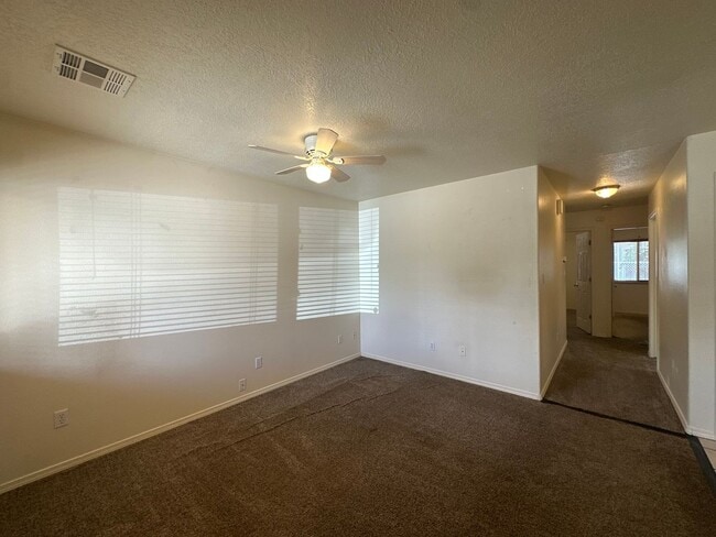 403 E Blanco St in Aztec, NM - Building Photo - Building Photo