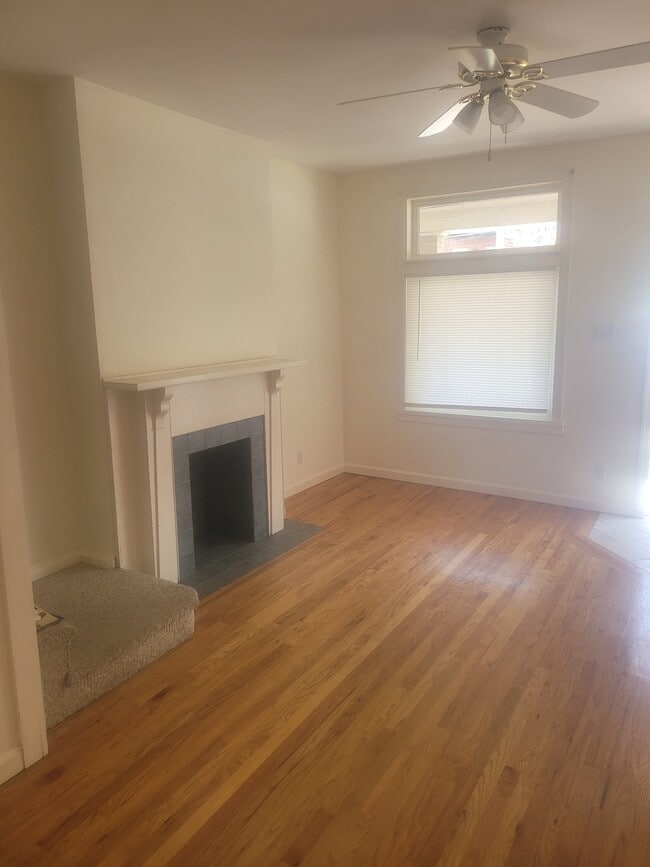 property at 524 Lloyd St