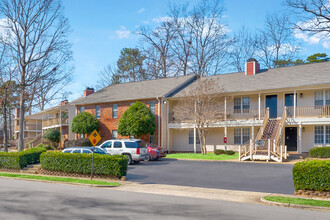 The Domain Apartments in Raleigh, NC - Foto de edificio - Building Photo
