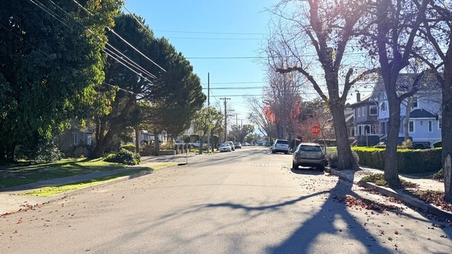 911 Paru St in Alameda, CA - Building Photo - Building Photo