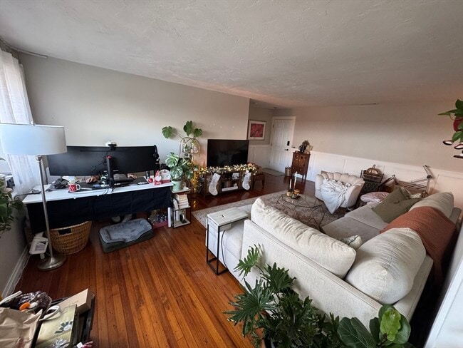 21 Middlesex Ave in Worcester, MA - Building Photo - Building Photo