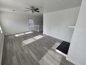 126 W Seaview Ave in Norfolk, VA - Building Photo - Building Photo