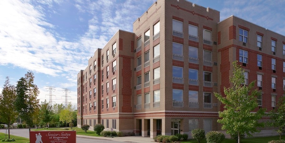 Senior Suites of Hegewisch in Chicago, IL - Building Photo