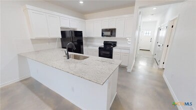 905 Smoke Tree Ln in Killeen, TX - Building Photo - Building Photo