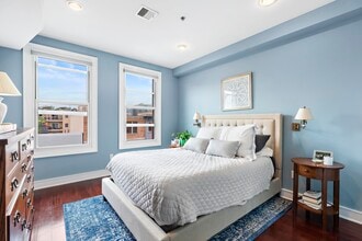 615 Adams St in Hoboken, NJ - Building Photo - Building Photo