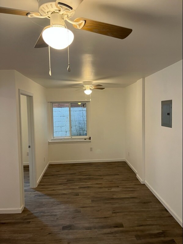 2611 Brownsville Rd Apartments and Nearby Pittsburgh Apartments For