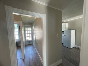 582 Sunbury St in Minersville, PA - Foto de edificio - Building Photo