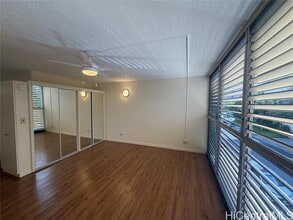 952 Ahana St in Honolulu, HI - Building Photo - Building Photo