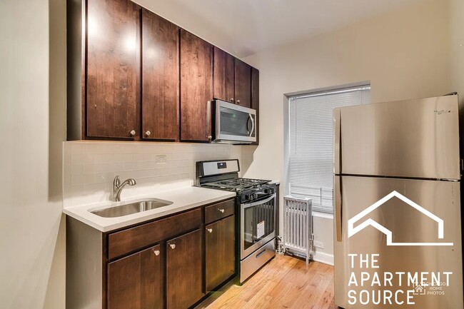 838 E 53rd St, Unit 2w
