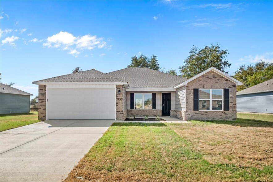 2733 Trout St in Pea Ridge, AR - Building Photo