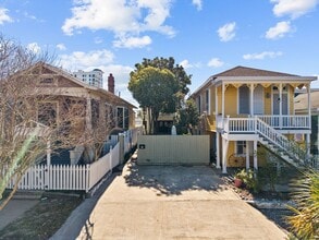 611 Church St in Galveston, TX - Building Photo - Building Photo