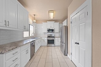 312 Lytle St in Kerrville, TX - Building Photo - Building Photo