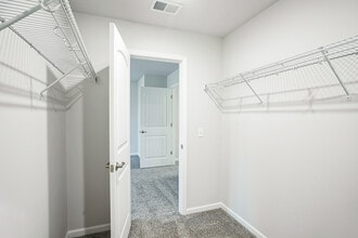 Haven at the Highlands in Savannah, GA - Building Photo - Building Photo