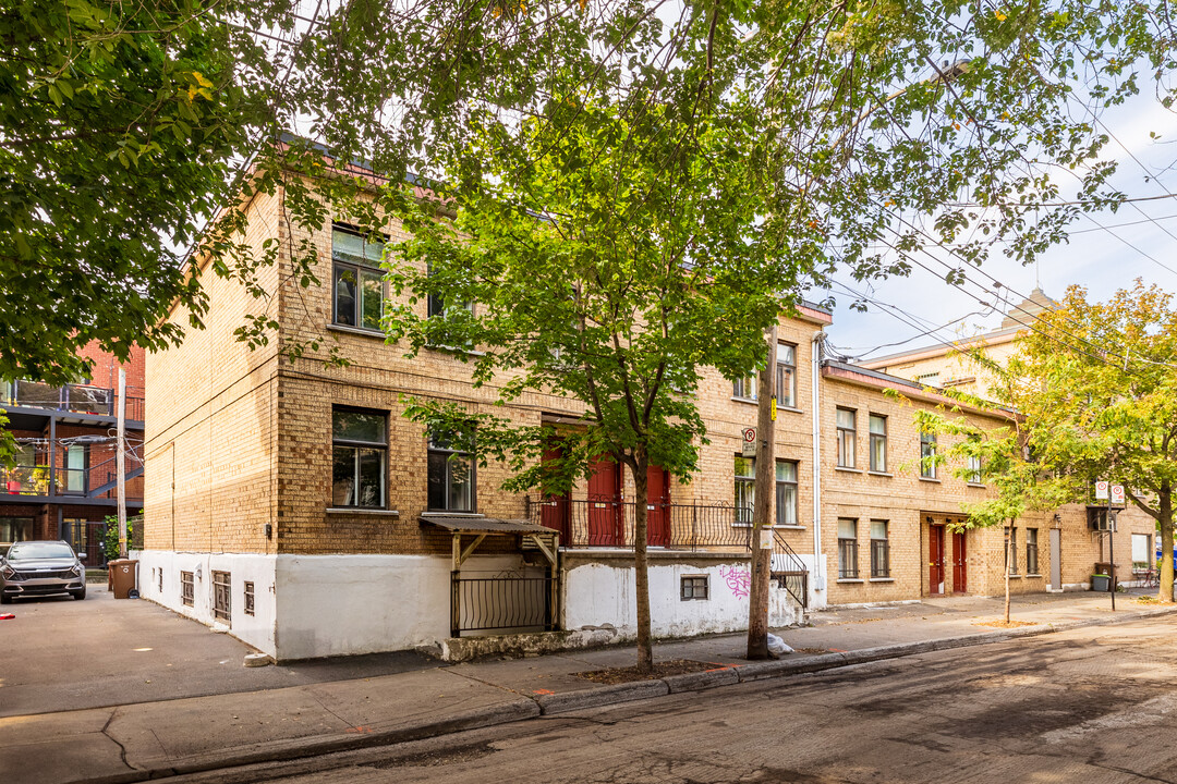 1860-1888 Wolfe Rue in Montréal, QC - Building Photo