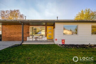 3070 E 7070 S in Cottonwood Heights, UT - Building Photo - Building Photo