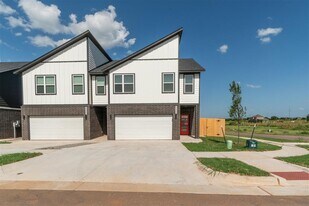 19505 Molly Dr in Edmond, OK - Building Photo