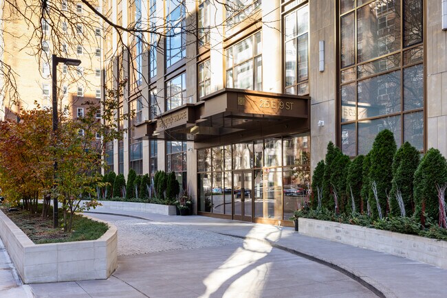 Gramercy Square