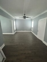 732 W Richard Ave in Kingsville, TX - Building Photo - Building Photo