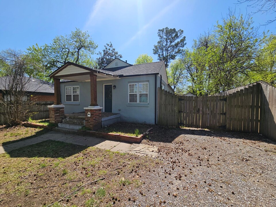 114 Keith St in Norman, OK - Building Photo