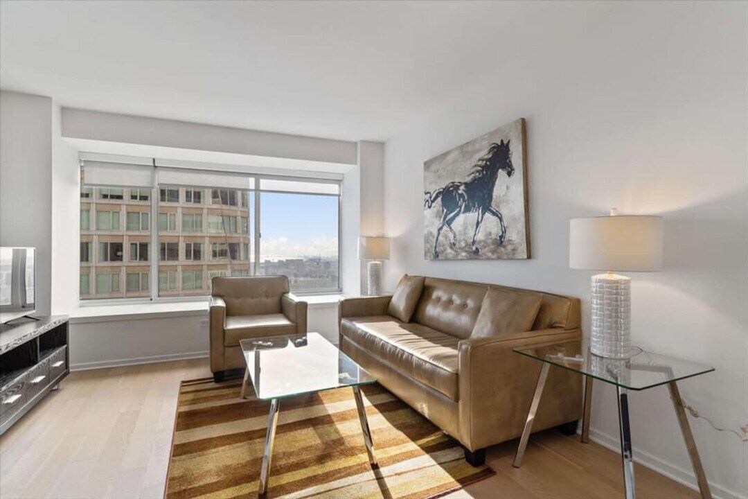 680 Mission St-Unit -ID1017216P in San Francisco, CA - Building Photo