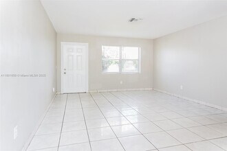4850 Andros Dr in West Palm Beach, FL - Building Photo - Building Photo