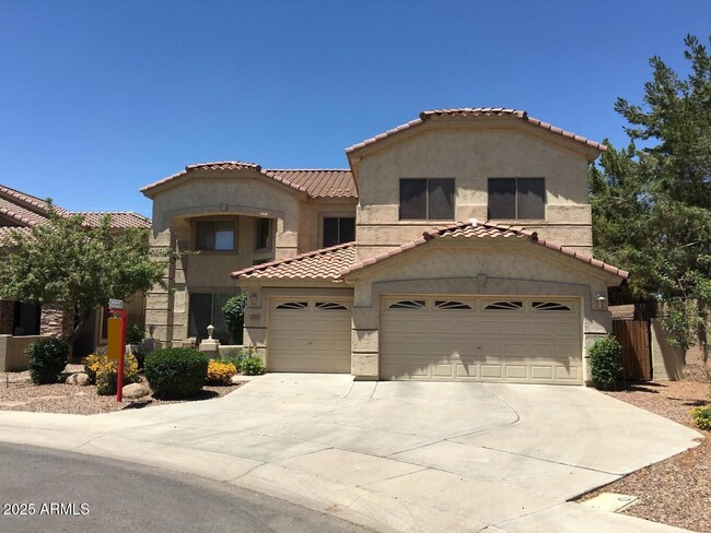 property at 200 W Flamingo Dr