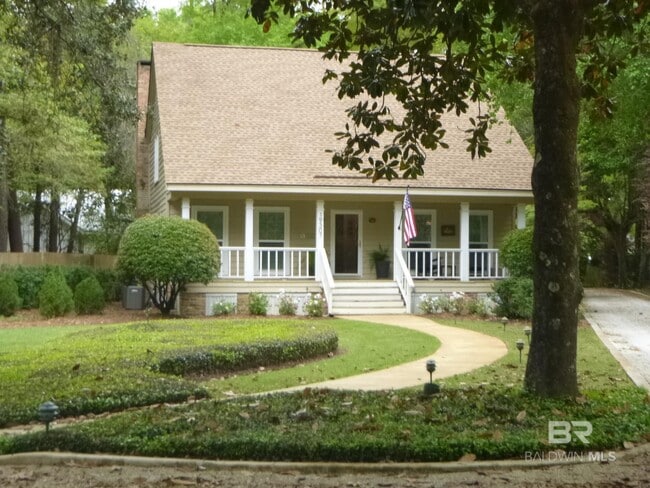 19307 Scenic Hwy 98 in Fairhope, AL - Building Photo - Building Photo