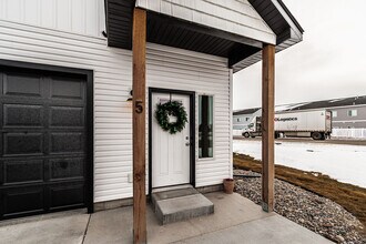 165 Anderson Road, Unit #2 in Shelley, ID - Building Photo - Building Photo